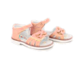 Сандалії для дівчат